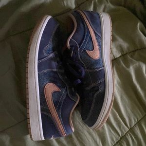 Air Jordan 1 Low SE 'Denim'